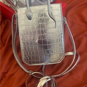 Silver Croc-Embossed Crossbody Bag & 2 Silver Metallic bracelets